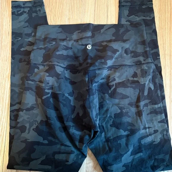 Lululemon Align Full Length Leggings. Size 8 Camo - Picture 7 of 9